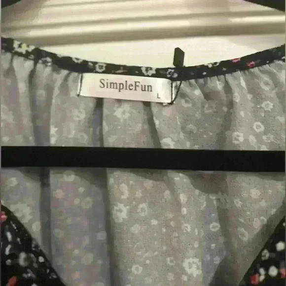 SimpleFun Floral Print Short Sleeve Blouse - Size Large (New with Tags) - Picture 2 of 4